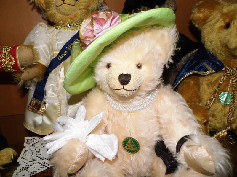 royals queenbaerbara nof